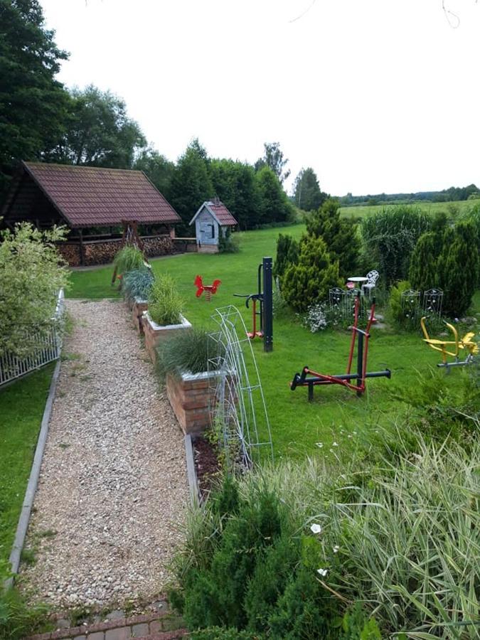 Pensjonat Agroturystyczny Pod Modrzewiem Bed & Breakfast Florczaki Exterior photo